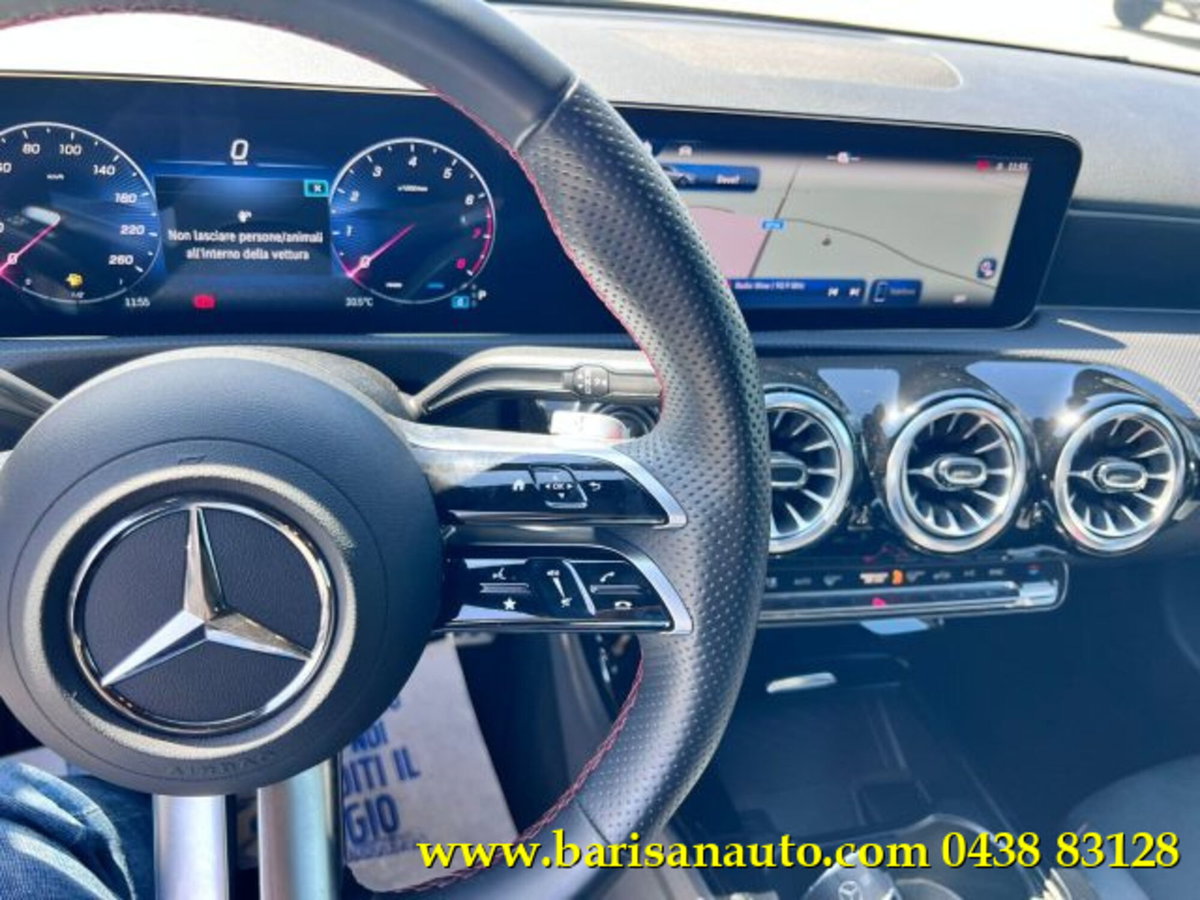 Mercedes-Benz Classe A 180 AMG Line Premium Plus auto (13)