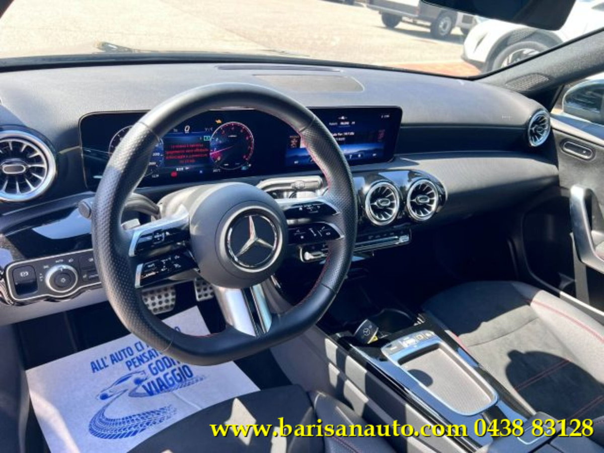 Mercedes-Benz Classe A 180 AMG Line Premium Plus auto (17)