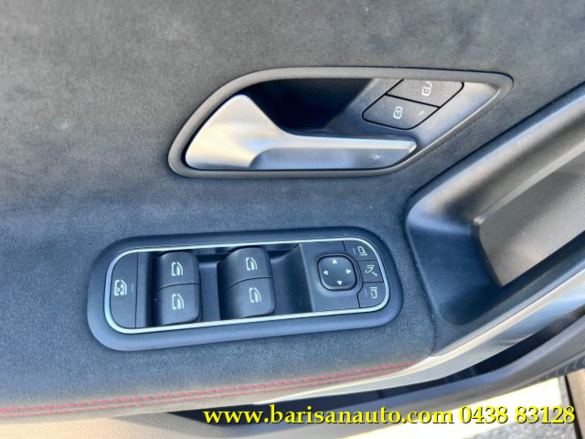 Mercedes-Benz Classe A 180 AMG Line Premium Plus auto (19)