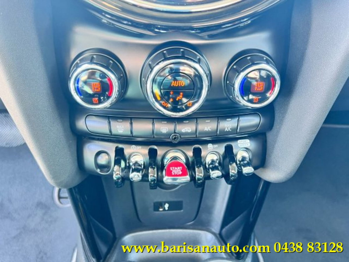 MINI Mini 1.5 Cooper Classic 5 porte (17)