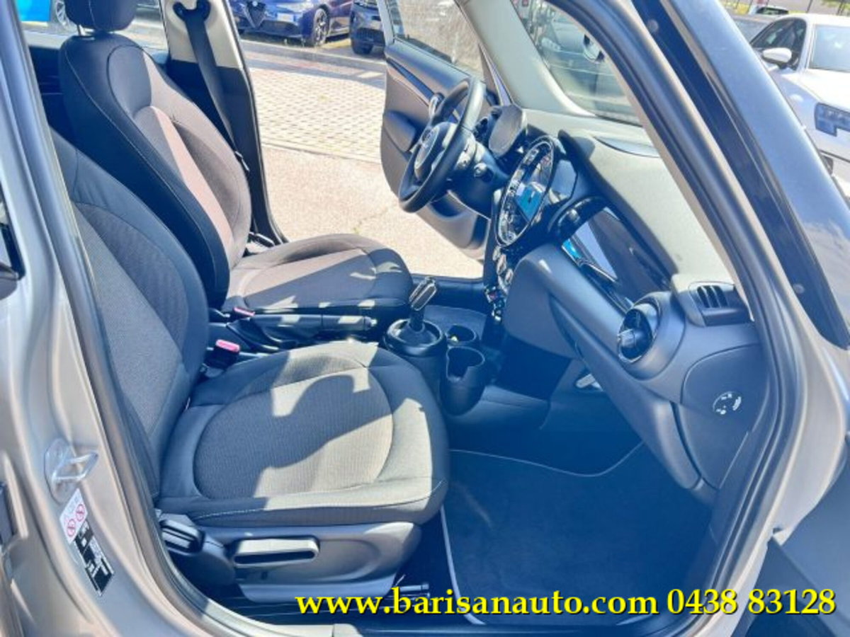 MINI Mini 1.5 Cooper Classic 5 porte (6)