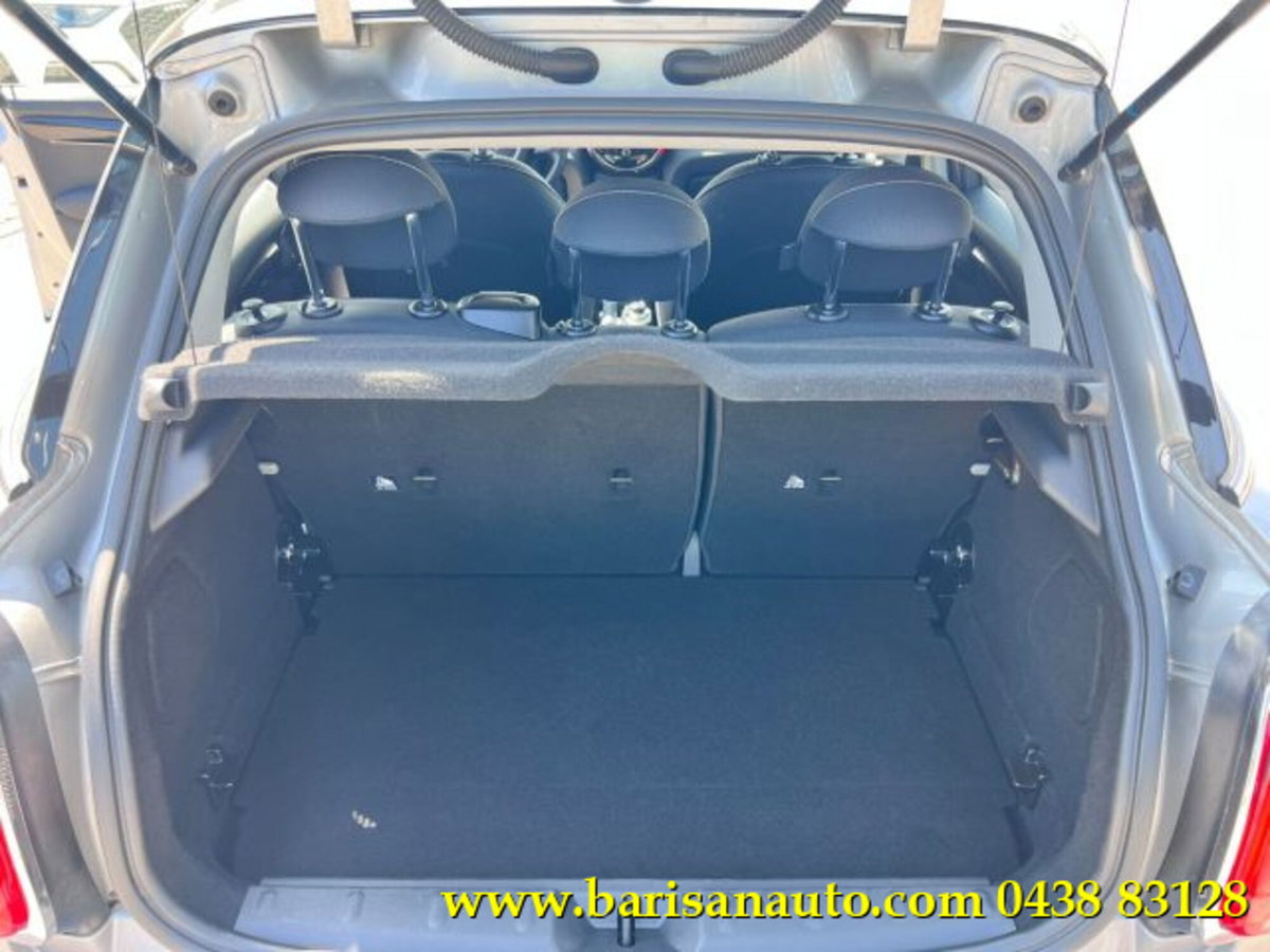 MINI Mini 1.5 Cooper Classic 5 porte (8)