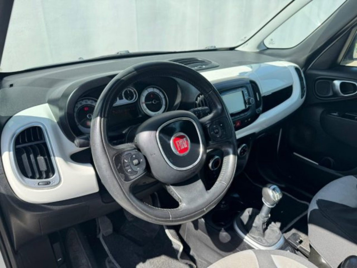 Fiat 500L 1.4 95 CV Easy (13)