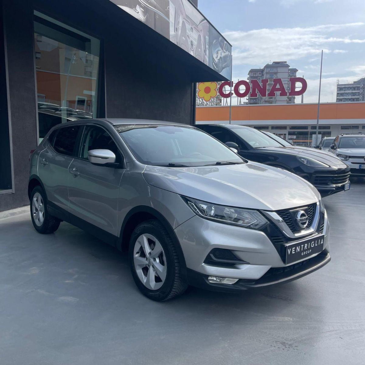 Nissan Qashqai 1.6 dCi 2WD XTronic Tekna (2)