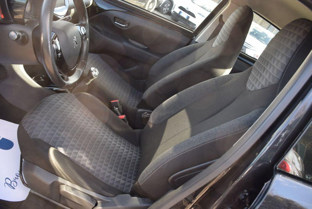 Peugeot 108 72 5 porte Allure (17)