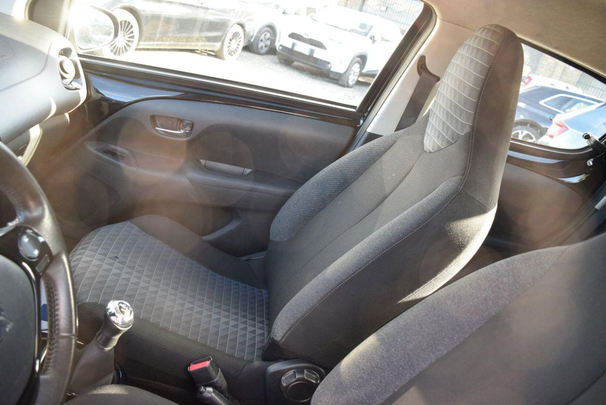 Peugeot 108 72 5 porte Allure (18)