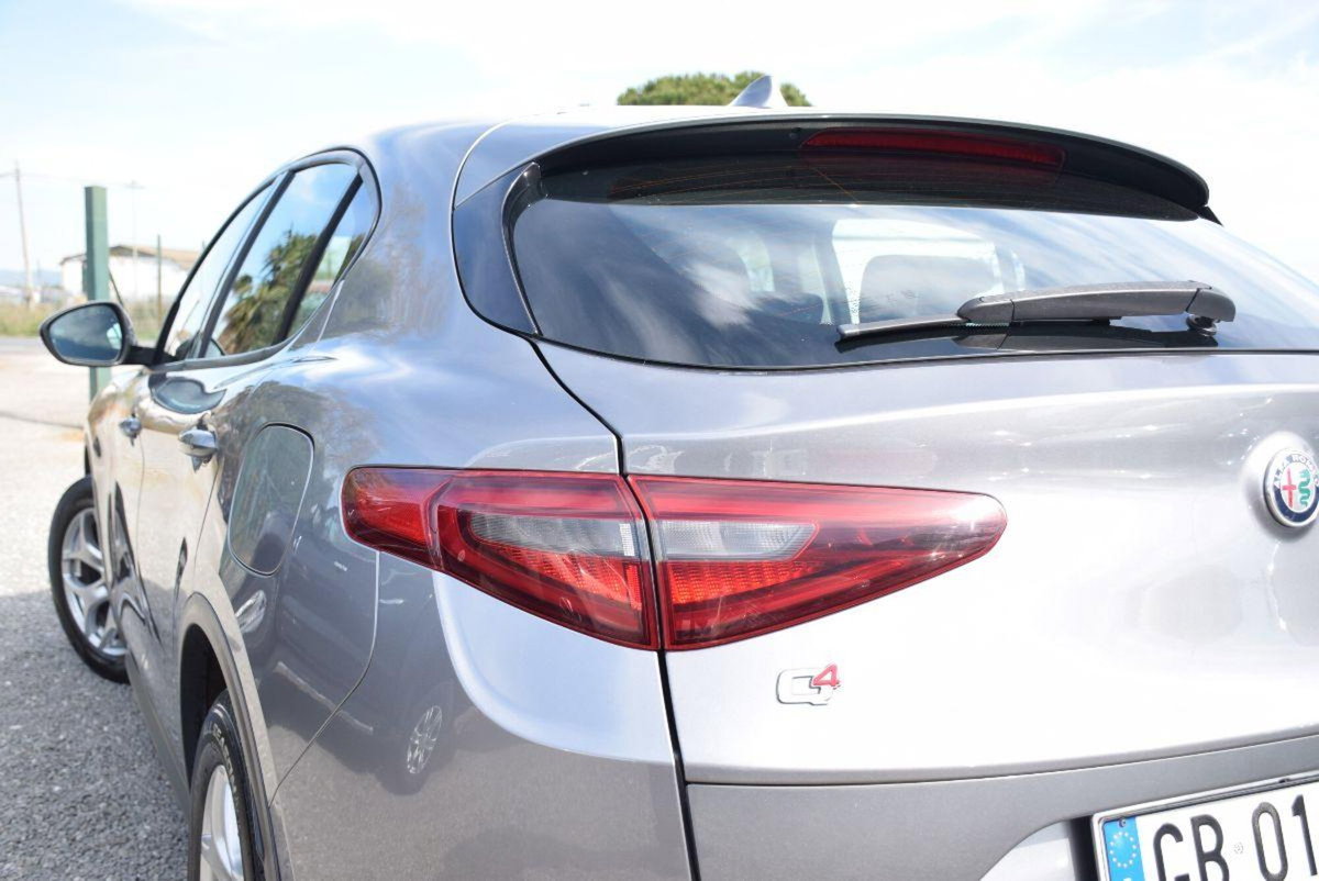 Alfa Romeo Stelvio Stelvio 2.2 Turbodiesel 190 CV AT8 Q4 Super Business (16)