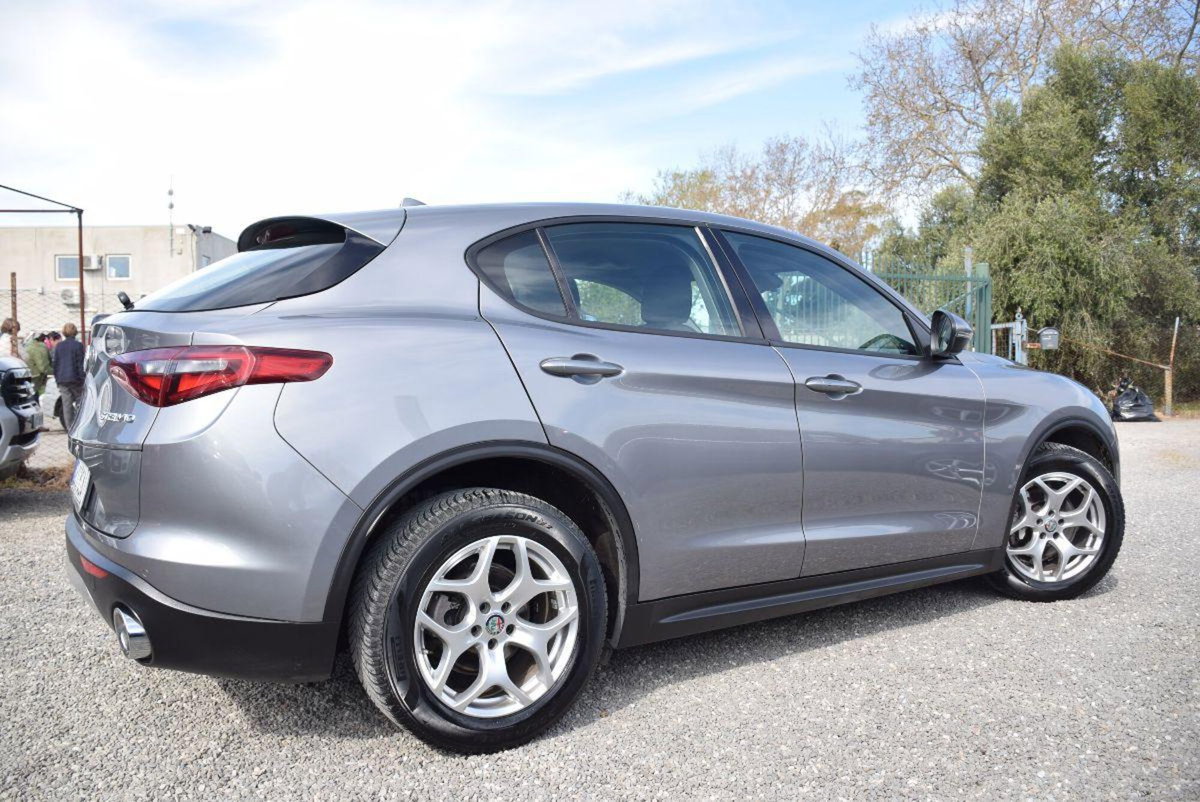 Alfa Romeo Stelvio Stelvio 2.2 Turbodiesel 190 CV AT8 Q4 Super Business (3)