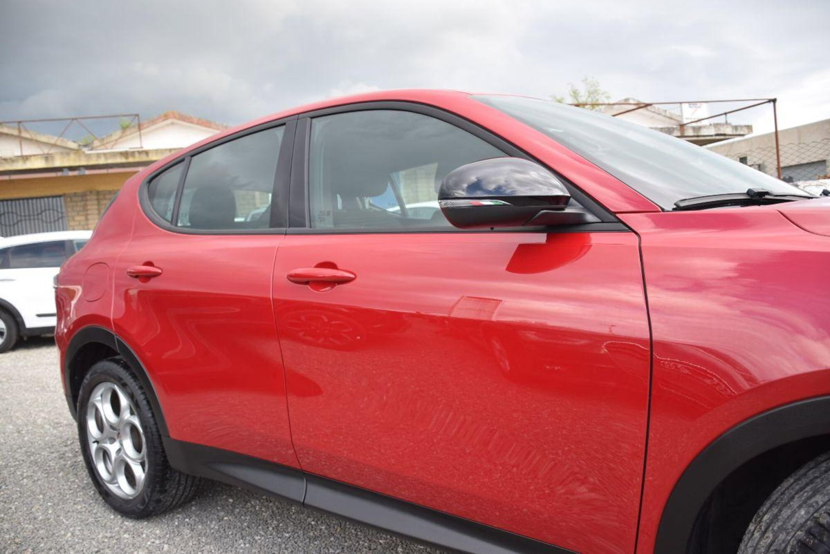 Alfa Romeo Tonale 1.6 Sprint 130cv tct6 (12)