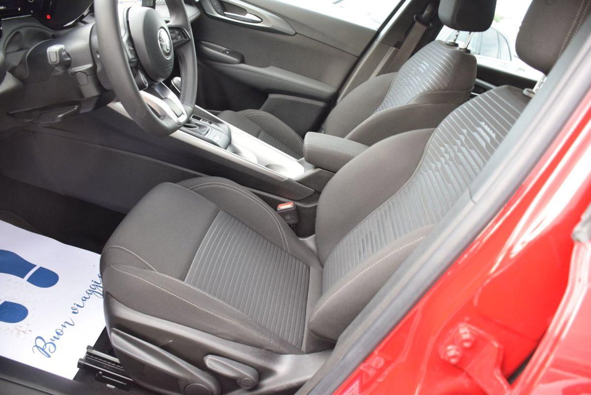 Alfa Romeo Tonale 1.6 Sprint 130cv tct6 (6)