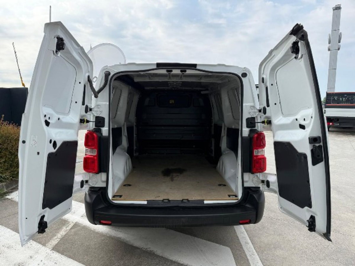 Opel Vivaro Furgone 2.0 Diesel 120CV S&S PL-SL-TN L Furg.Enjoy Maggiorata (13)