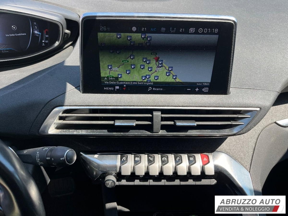 Peugeot 5008 PureTech Turbo 130 S&S EAT8 Allure (11)
