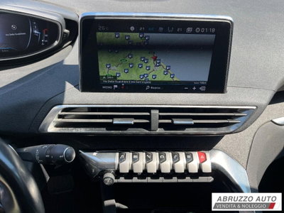 Peugeot 5008 PureTech Turbo 130 S&S EAT8 Allure (11)
