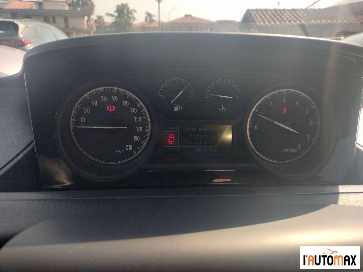 Lancia Ypsilon 1.2 69 CV 5 porte Gold (9)