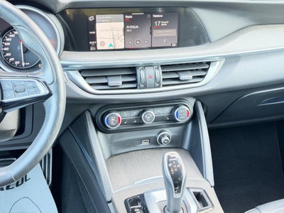 Alfa Romeo Stelvio Stelvio 2.2 Turbodiesel 190 CV AT8 Q4 Ti (13)