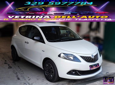 Lancia Ypsilon 1.0 FireFly 5 porte S&S Hybrid Gold Plus (7)
