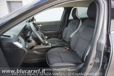 Renault Captur 1.0 tce Techno 90cv (5)