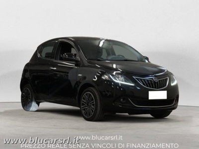 Lancia Ypsilon 1.0 FireFly 5 porte S&S Hybrid Gold Plus (2)