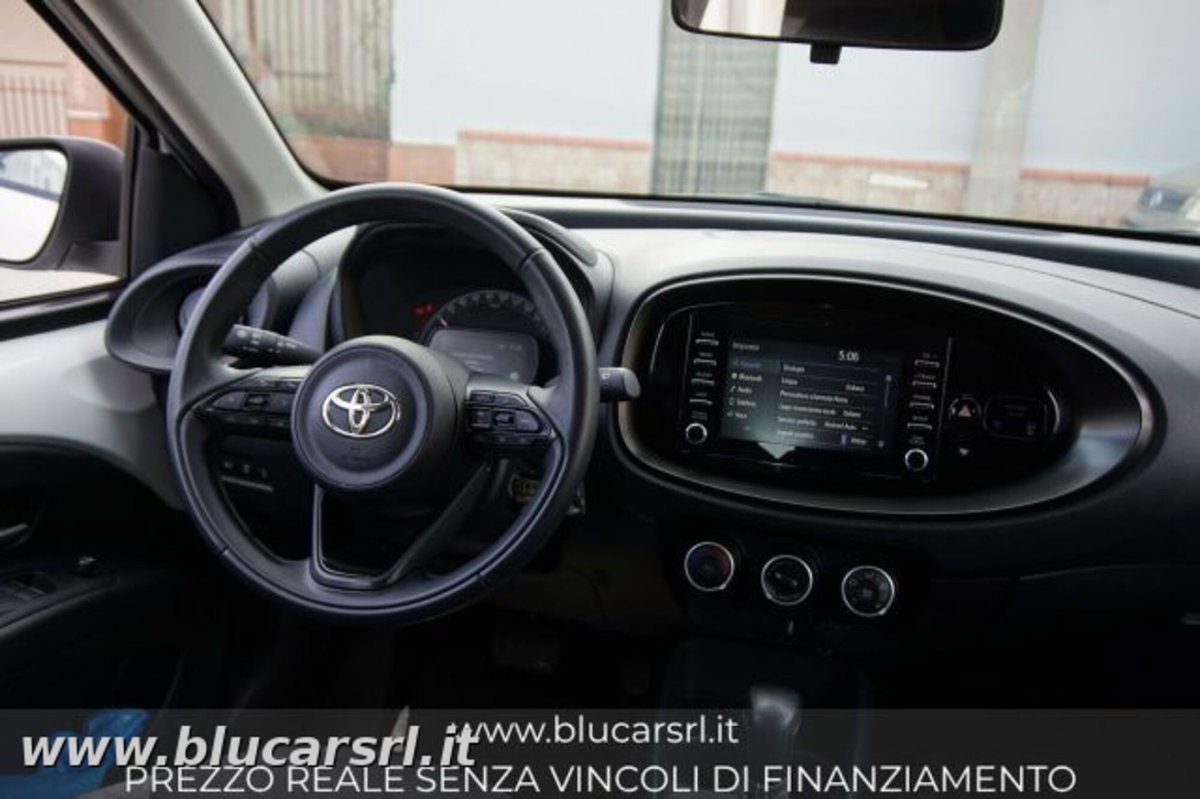 Toyota Aygo X 1.0 VVT-i 72 CV 5p. Undercover S-CVT (6)