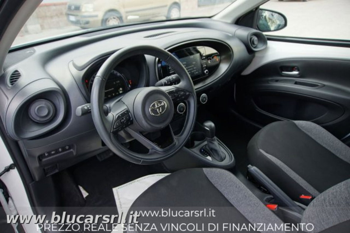 Toyota Aygo X 1.0 VVT-i 72 CV 5p. Undercover S-CVT (5)