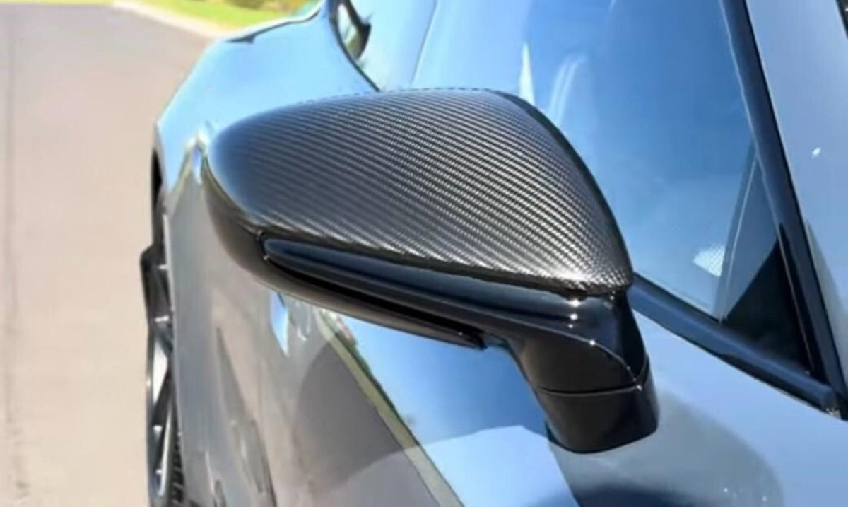 Porsche Taycan Turbo GT con pacchetto Weissach (3)