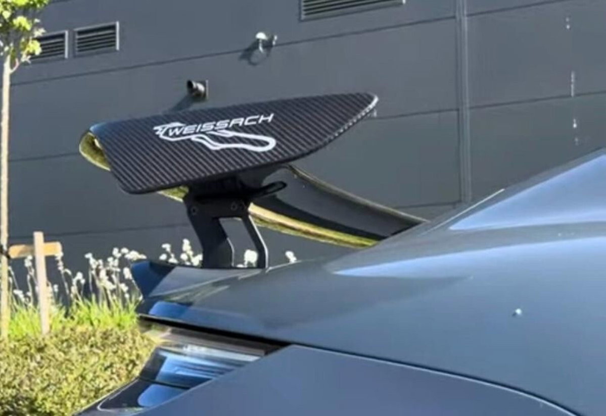 Porsche Taycan Turbo GT con pacchetto Weissach (6)