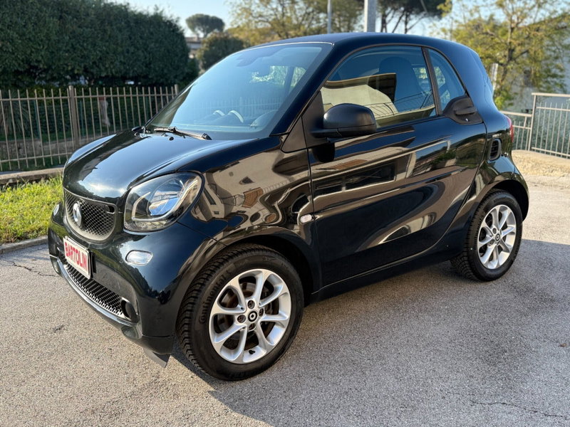 smart Fortwo 1000 52 kW MHD coupé passion