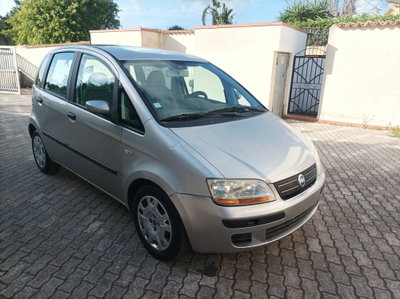 Fiat Idea 1.3 Multijet 16V Dynamic (2)