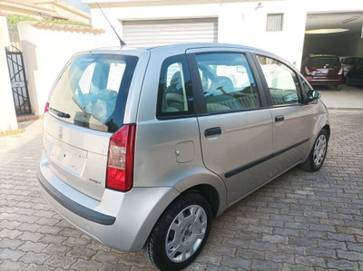 Fiat Idea 1.3 Multijet 16V Dynamic (4)