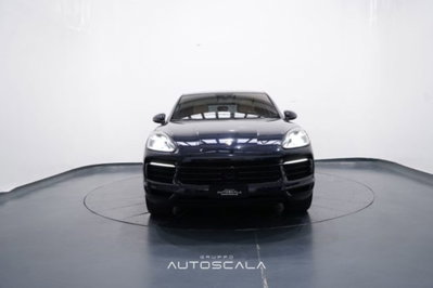 Porsche Cayenne Coupé 3.0 V6 (2)