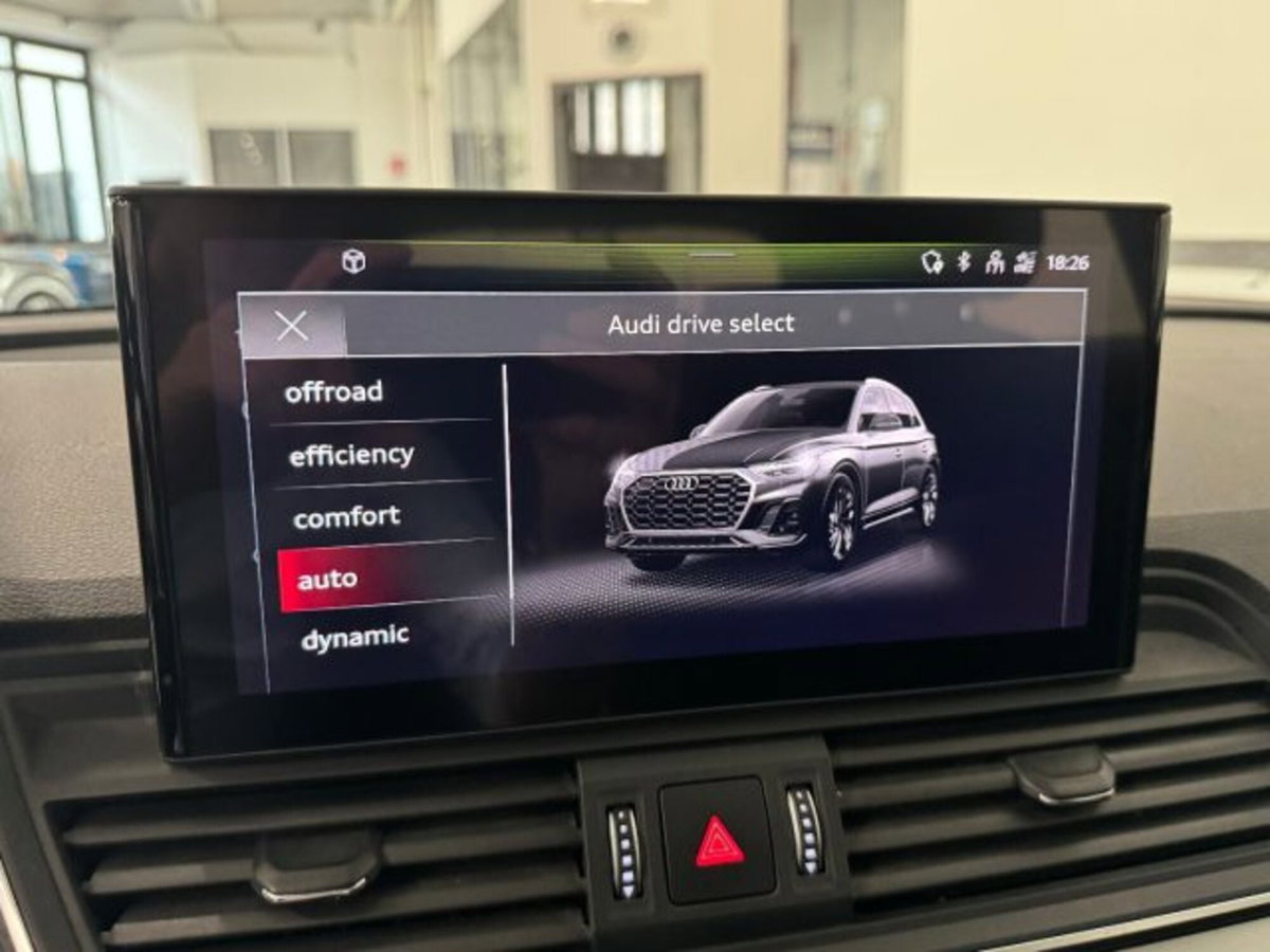 Audi Q5 40 TDI 204 CV quattro S tronic Business (20)