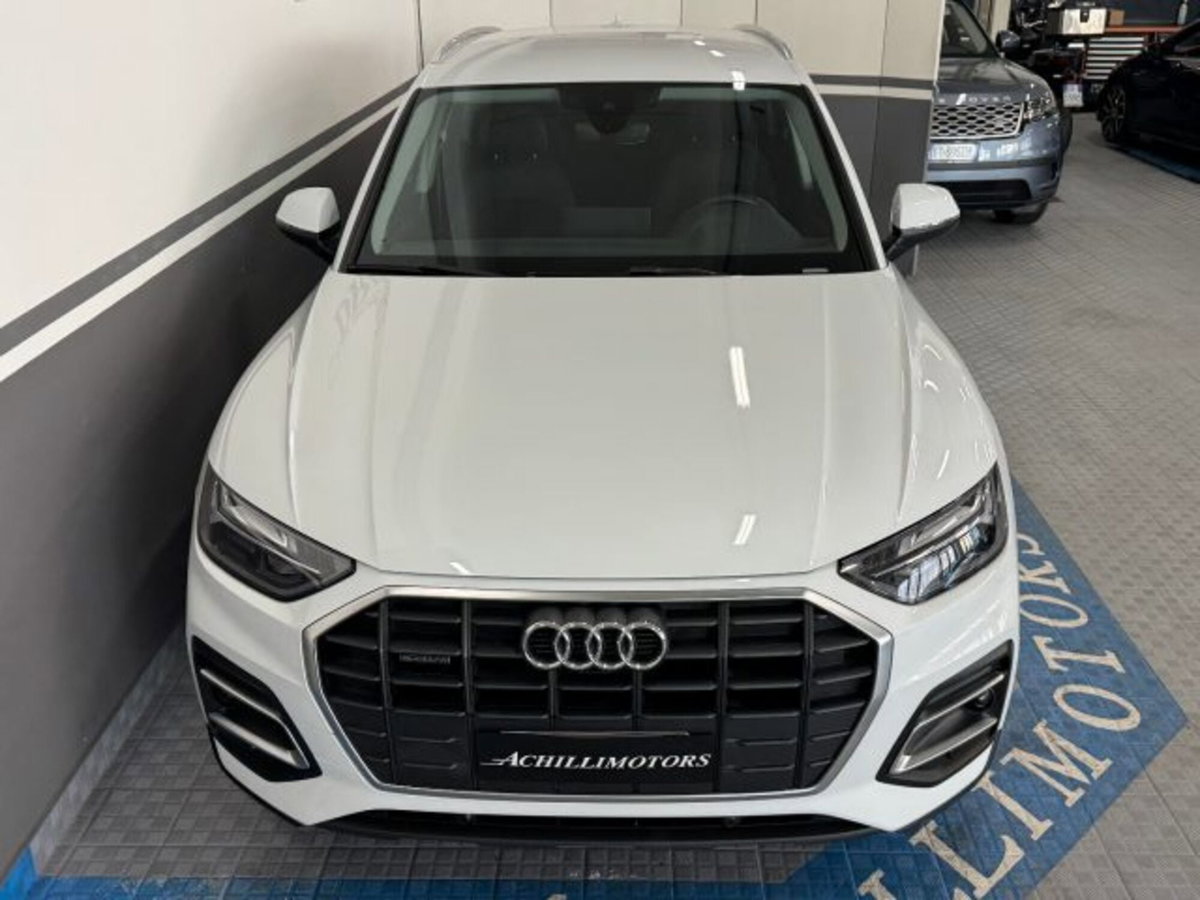Audi Q5 40 TDI 204 CV quattro S tronic Business (6)