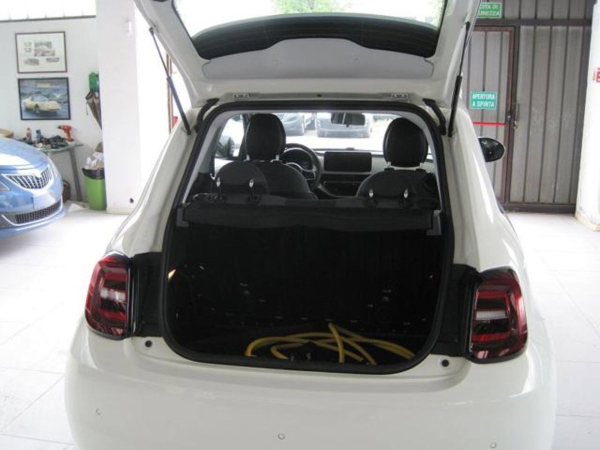 Fiat 500 Cabrio e Cabrio 42 kWh Icon (13)