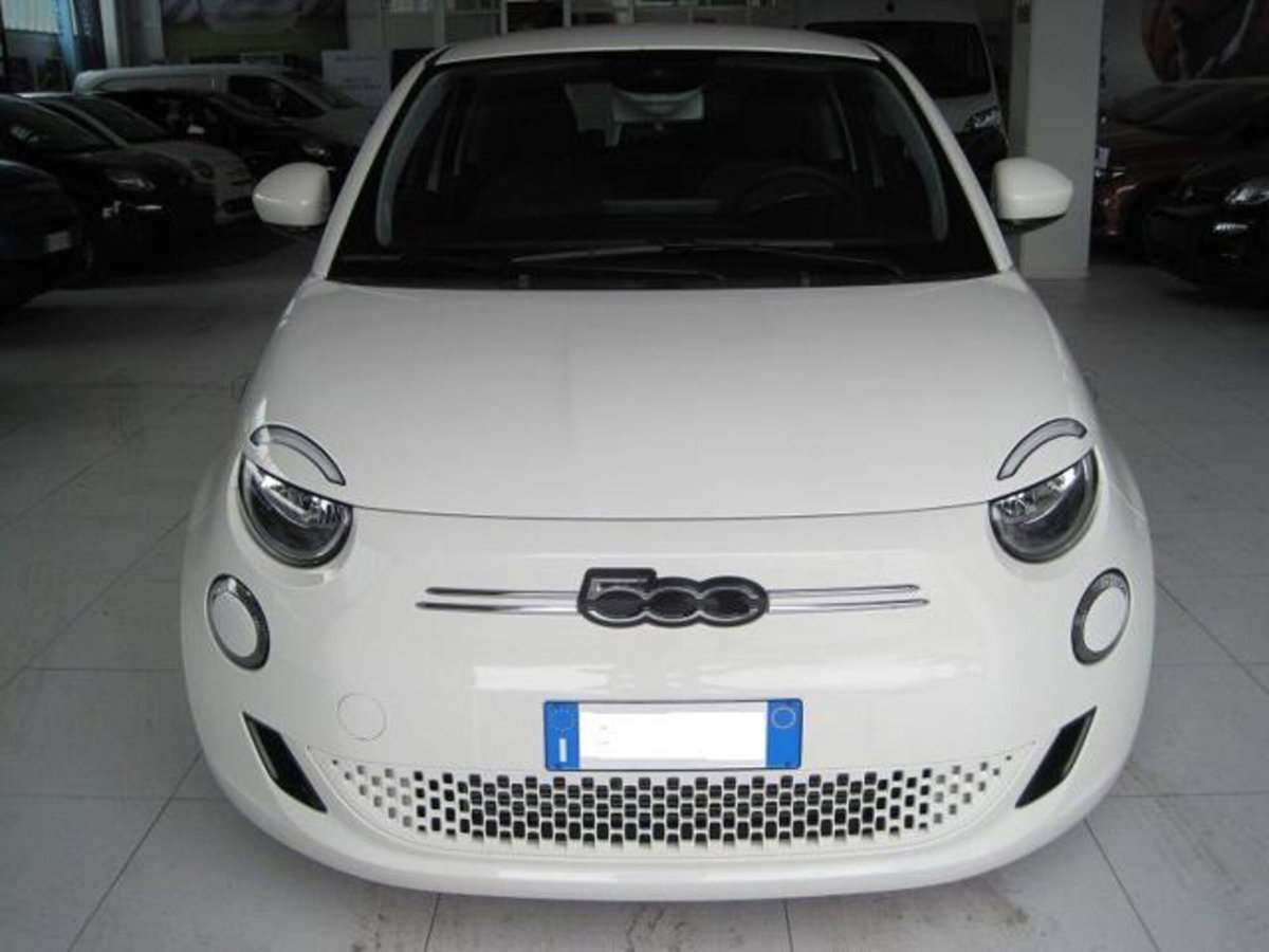 Fiat 500 Cabrio e Cabrio 42 kWh Icon (2)