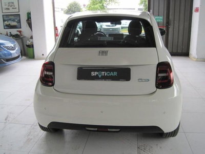 Fiat 500 Cabrio e Cabrio 42 kWh Icon (5)