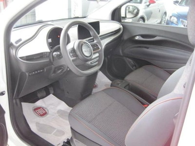 Fiat 500 Cabrio e Cabrio 42 kWh Icon (7)