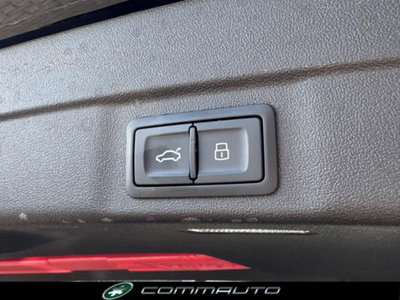 Audi A4 Avant 40 TDI quattro S tronic S line edition (19)