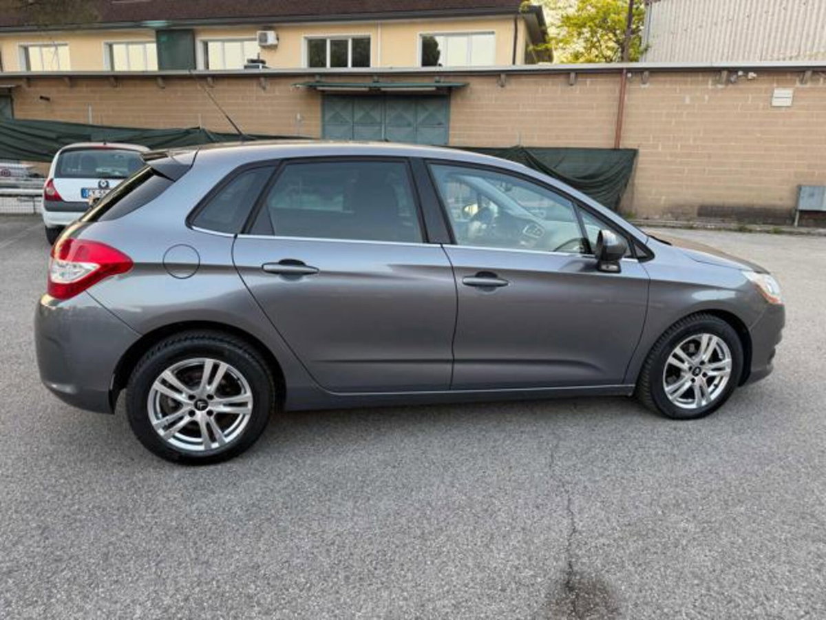 Citroen C4 1.6 e-HDi 110 airdream Attraction (2)