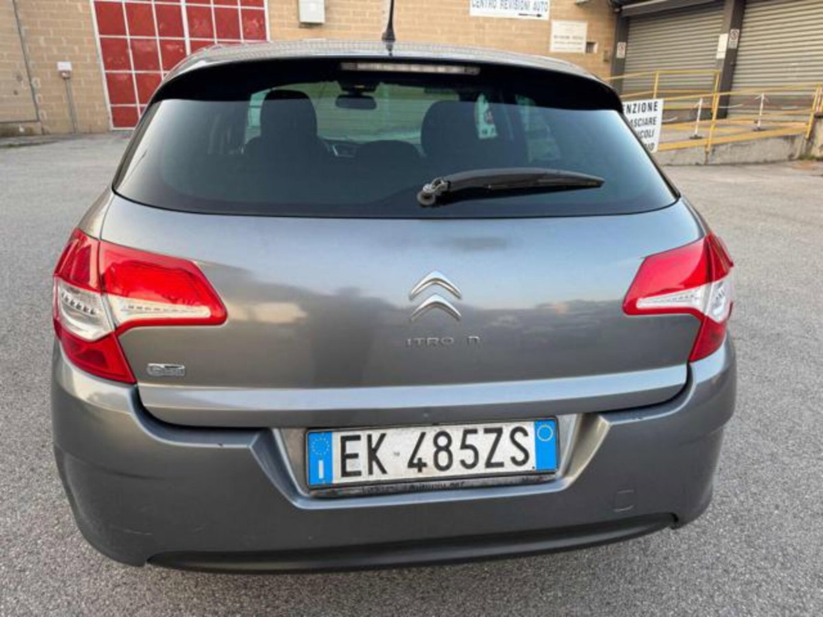 Citroen C4 1.6 e-HDi 110 airdream Attraction (12)