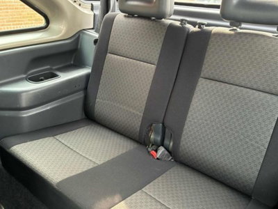 Suzuki Jimny 1.3i 16V cat 4WD JLX (14)