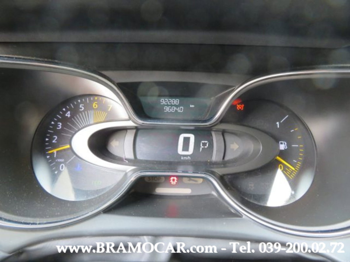Renault Captur 1.2 TCe 120 CV EDC Energy R-Link (16)