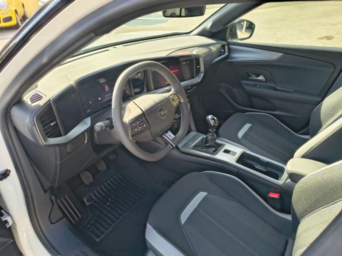Opel Mokka 1.2 GS s&s 136cv (8)