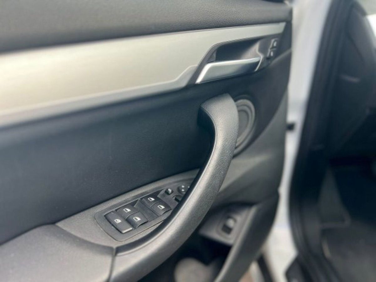 BMW X1 sDrive 18d xLine (5)