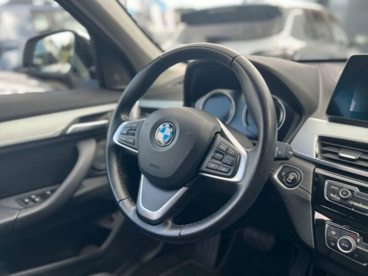BMW X1 sDrive 18d xLine (8)