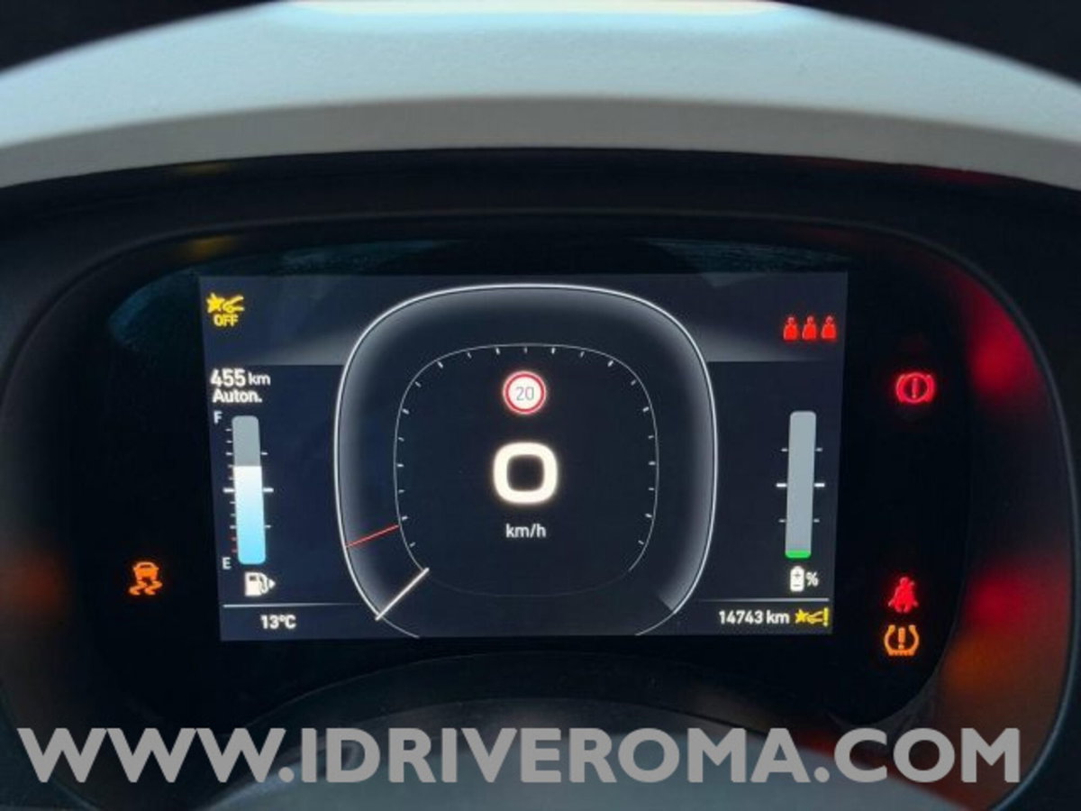 Fiat Panda 1.0 FireFly S&S Hybrid City Cross (11)