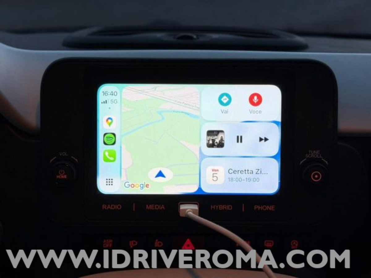 Fiat Panda 1.0 FireFly S&S Hybrid City Cross (15)
