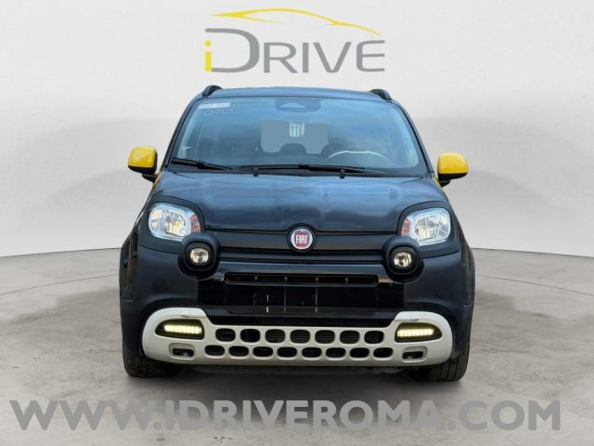 Fiat Panda 1.0 FireFly S&S Hybrid City Cross (2)