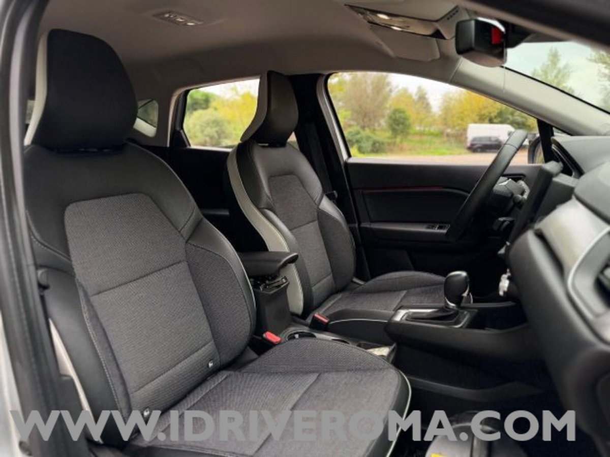 Renault Captur Full Hybrid E-Tech 145 CV Evolution (10)