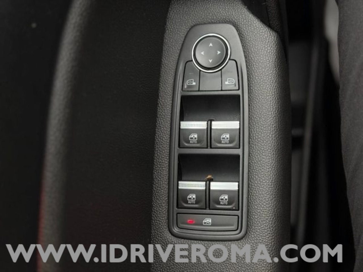 Renault Captur Full Hybrid E-Tech 145 CV Evolution (18)