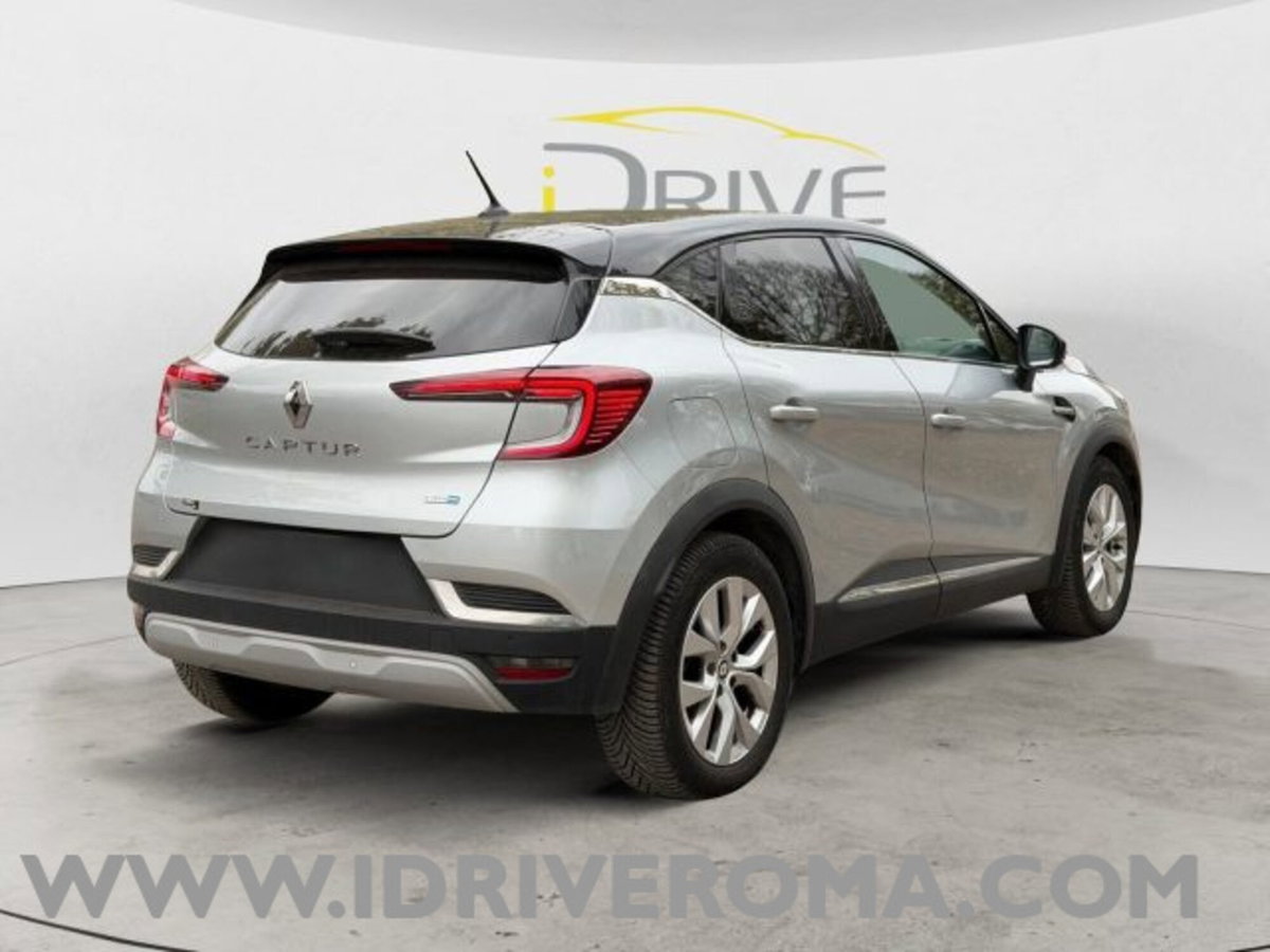 Renault Captur Full Hybrid E-Tech 145 CV Evolution (4)